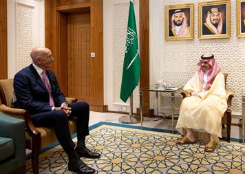 سمو وزير الخارجية يستقبل مبعوث الولايات المتحدة الأمريكية إلى سوريا