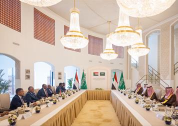 سمو وزير الخارجية يستقبل نظيره السوداني.. ويترأسان اجتماع لجنة المتابعة والتشاور السياسي بين البلدين