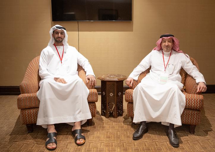 نائب وزير الخارجية يلتقي وزير الدولة الإماراتي 